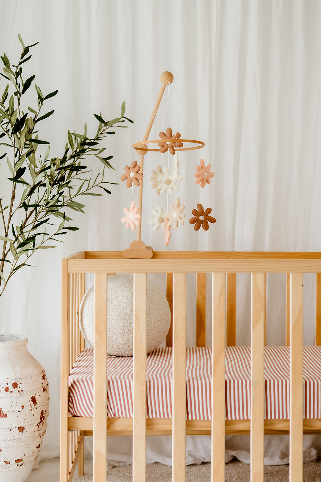 Daisy Nursery Mobile