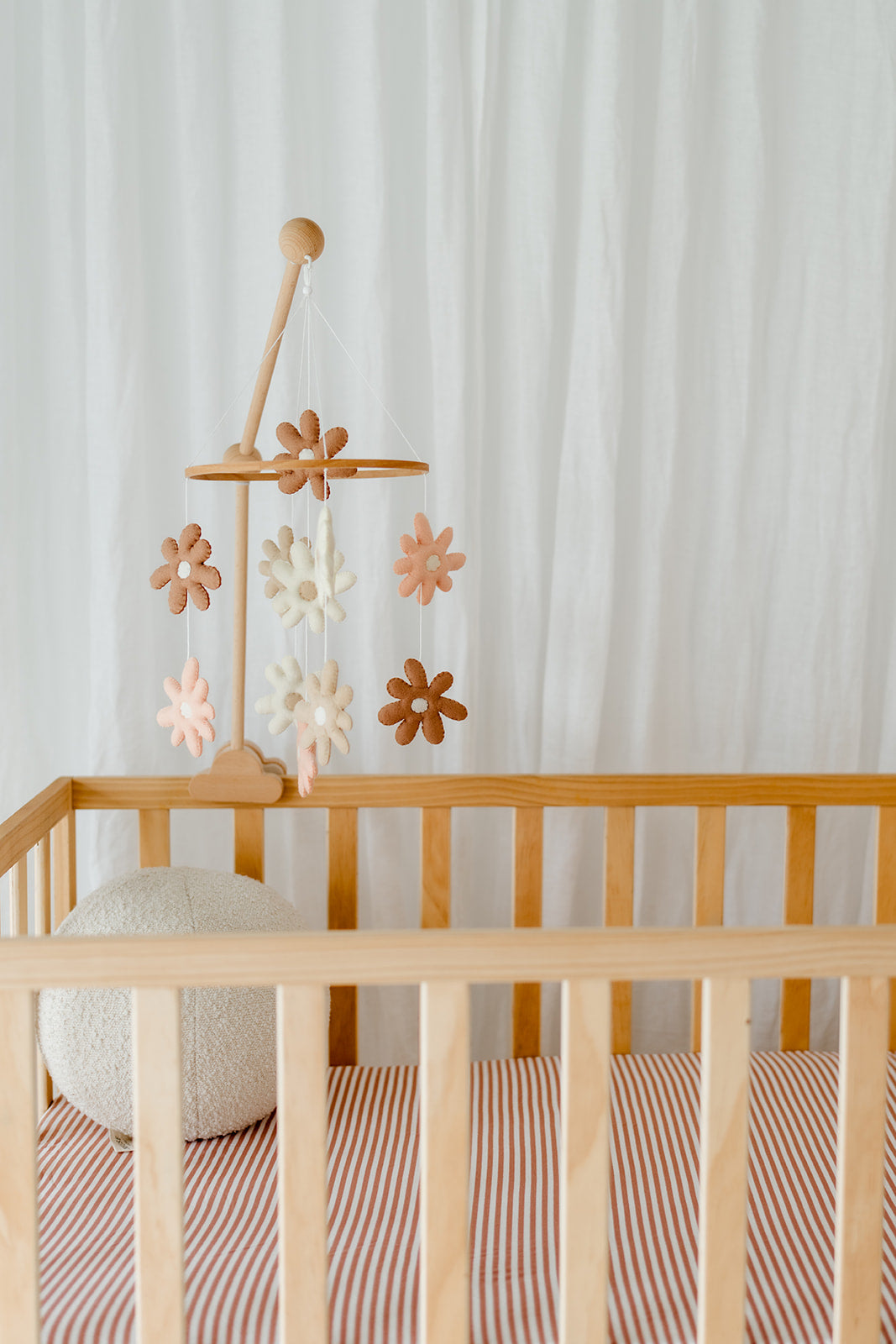 Daisy Nursery Mobile