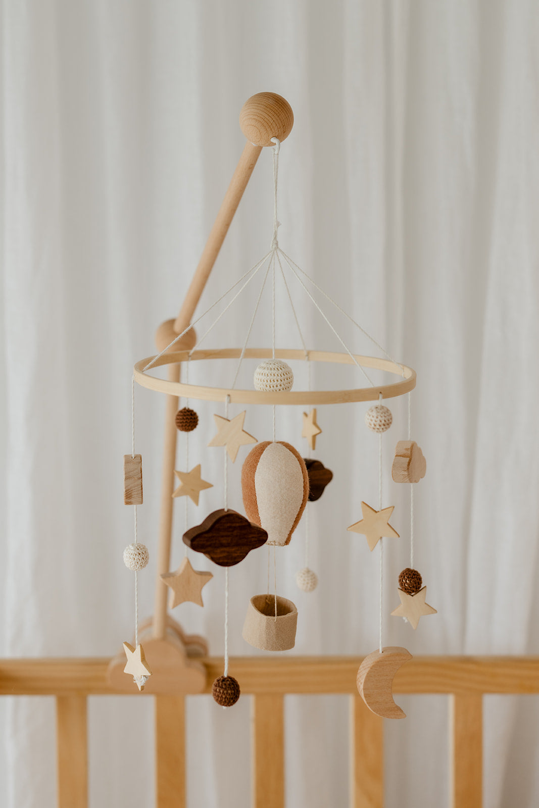 Neutral Balloon Hanging Mobile