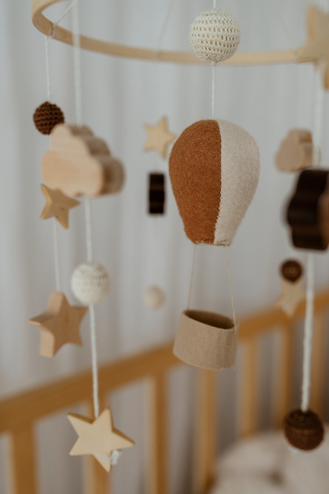 Neutral Balloon Hanging Mobile