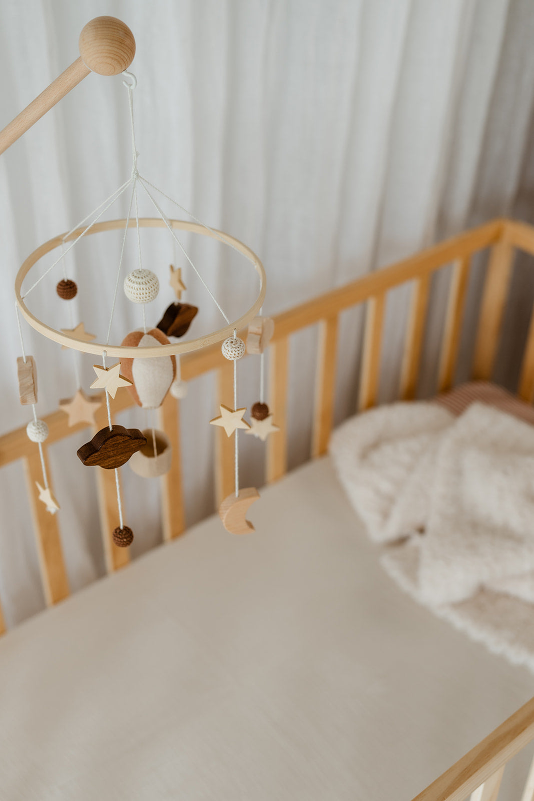 Neutral Balloon Hanging Mobile